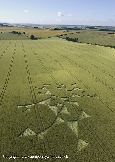 Charlbury Hill, Oxfordshire crop circle, aerial photo 2