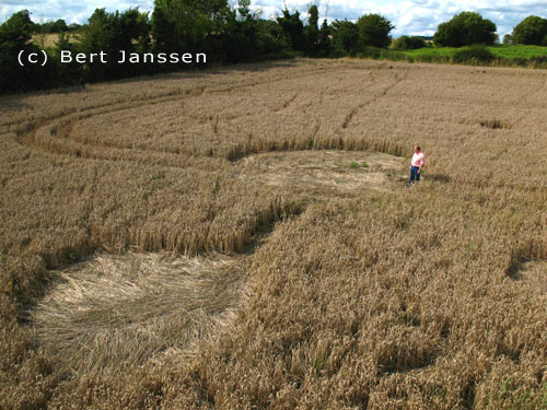 Etchilhamptonl, Wiltshire crop circle, aerial photo 3