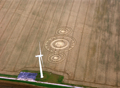 Watchfield Wind Farm, Oxfordshire crop circle, aerial photo 2
