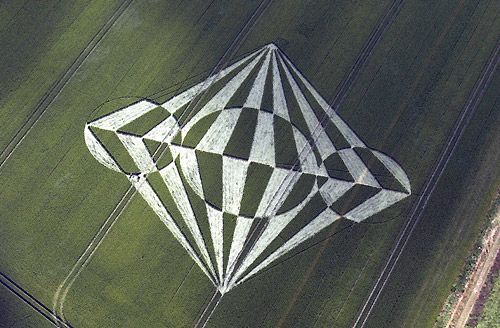 All Cannings, Wiltshire crop circle, aerial photo 3