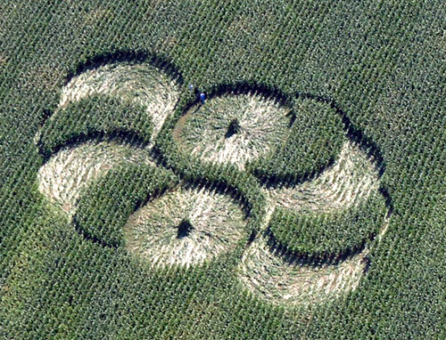 Avenue Stone Avenue (2), Wiltshire crop circle, aerial photo 4