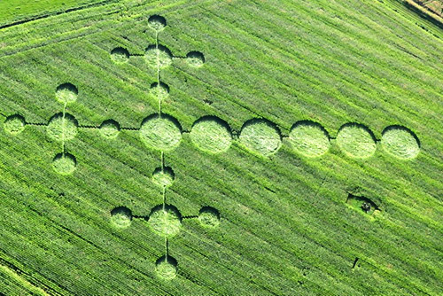 Avebury Down, Wiltshire crop circle, aerial photo 2