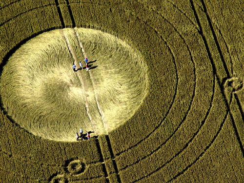 Avebury Manor (2), Wiltshire crop circle, aerial photo 5