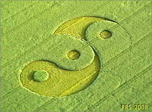Avebury Stone Avenue, Wiltshire crop circle, aerial photo 4