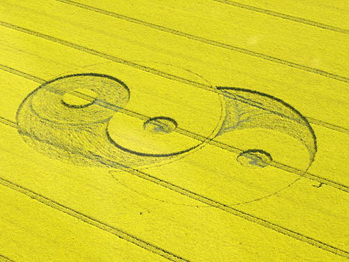 Avebury Stone Avenue, Wiltshire crop circle, aerial photo 10