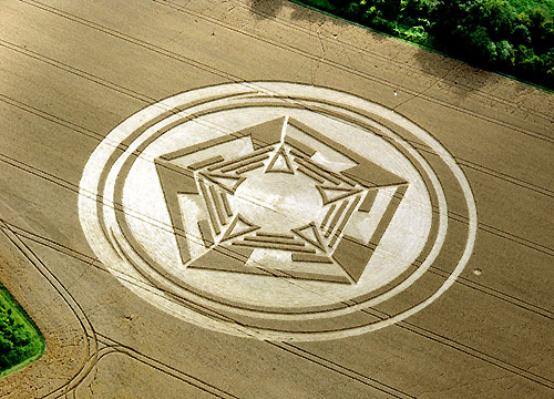 Barton Le Clay, Bedfordshire crop circle, aerial photo 4