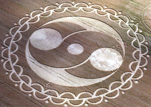 Furze Knoll, Wiltshire crop circle, aerial photo 2
