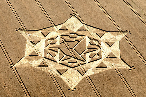 Oliver’s Castle, Wiltshire crop circle, aerial photo 2