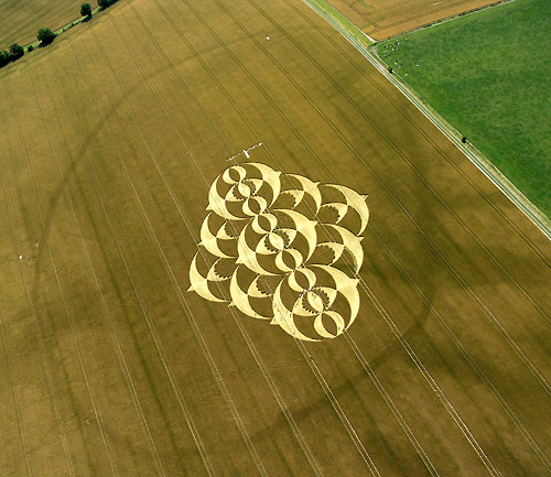 South Field, Wiltshire crop circle, aerial photo 2