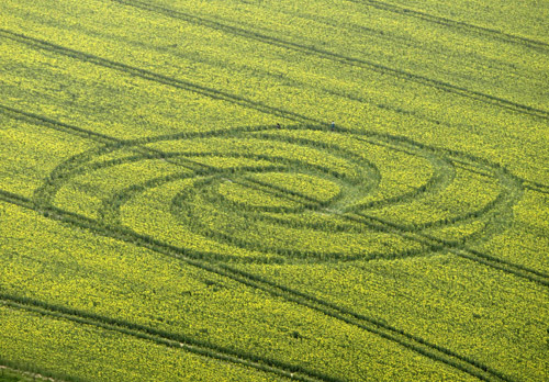 Waden Hill, Wiltshire crop circle, aerial photo 9