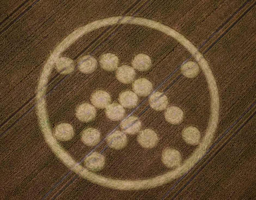 Avebury Manor, Wiltshire crop circle, aerial photo 31