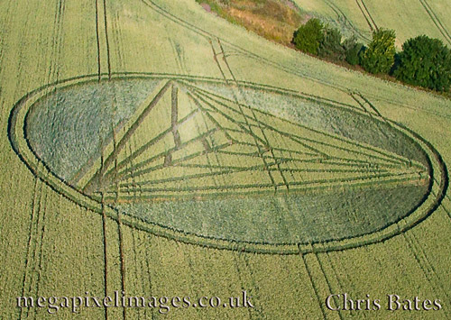 Chesterton Windmill, Warwickshire crop circle, aerial photo 8