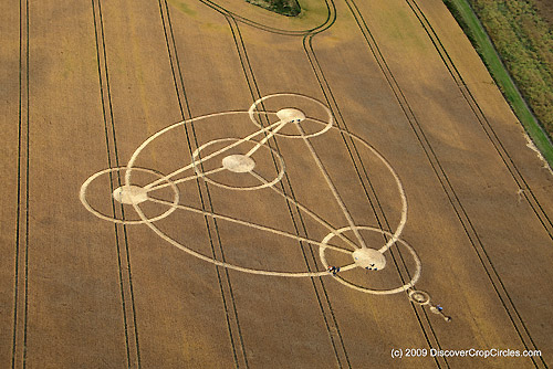 Woodborough Hill, Wiltshire crop circle, aerial photo 9