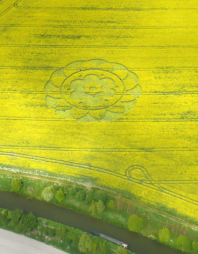 All Cannings Bridge, Wiltshire crop circle, aerial photo 2