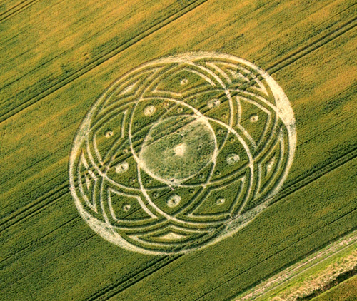 Honey Street, Wiltshire crop circle, aerial photo 3