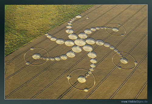 Hill, Wiltshire crop circle, aerial photo 10