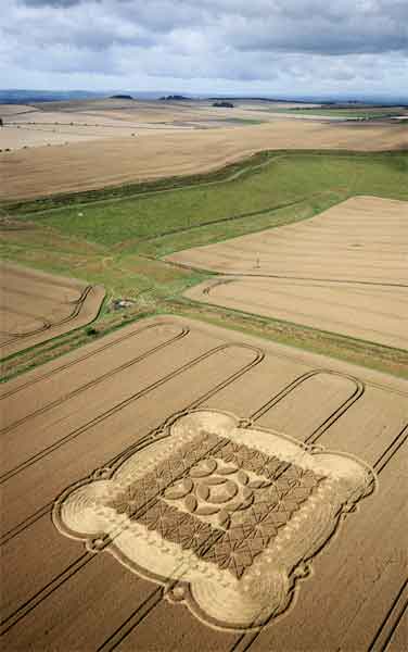 Morgans Hill, Wiltshire crop circle, aerial photo 9