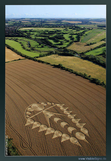 Ogbourne St Andrew, Wiltshire crop circle, aerial photo 13