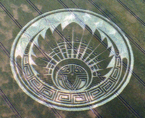 Silbury Hill, Wiltshire crop circle, aerial photo 2