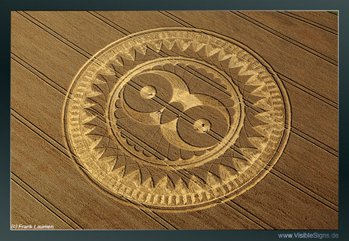 Crop Circle atWoodborough Hill, Wiltshire crop circle, aerial photo 15