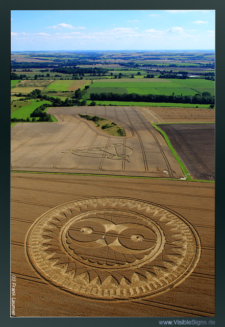 Crop Circle atWoodborough Hill, Wiltshire crop circle, aerial photo 16