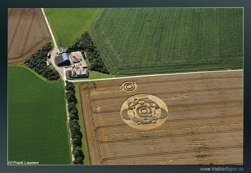 Yatesbury Hill, Wiltshire crop circle, aerial photo 5