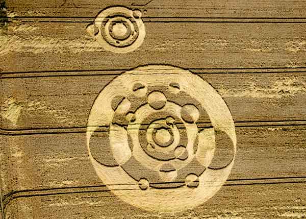 Yatesbury Hill, Wiltshire crop circle, aerial photo 7