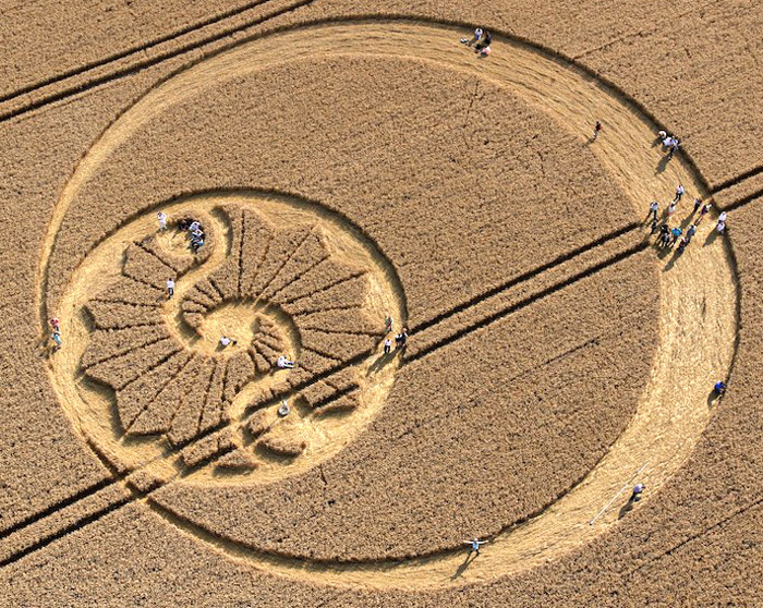 Stanton Bridge, Wiltshire crop circle, aerial photo 2