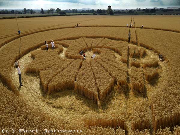 Stanton Bridge, Wiltshire crop circle, aerial photo 33
