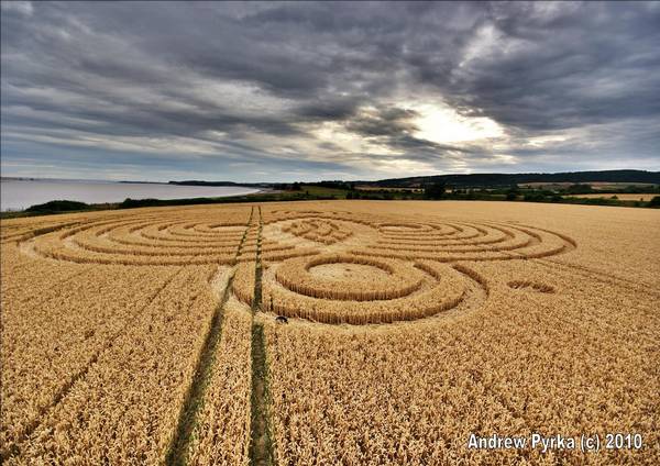 Woolaston Grange, Gloucestershire crop circle, aerial photo 66