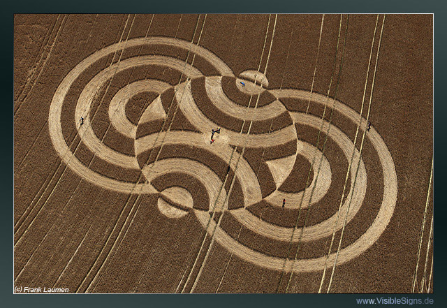 Beggar's Knoll, Wiltshire crop circle, aerial photo 7