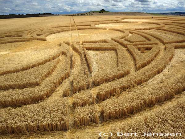 East Field, Wiltshire crop circle, aerial photo 87