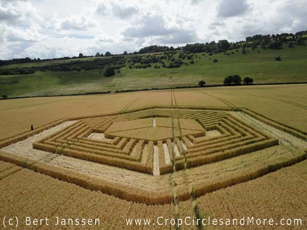 Fosbury, Wiltshire crop circle, aerial photo 85