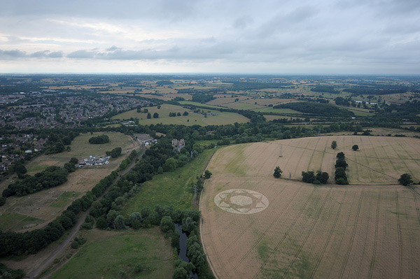 Guys Cliffe, Warwickshire crop circle, aerial photo 33