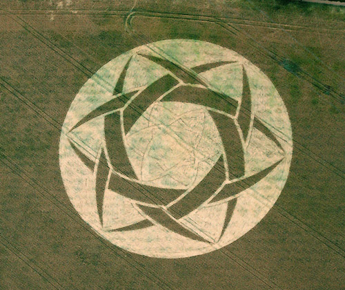 Guys Cliffe, Warwickshire crop circle, aerial photo 7