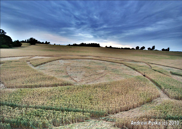 Guys Cliffe, Warwickshire crop circle, aerial photo 82