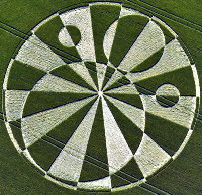 Liddington Castle, Wiltshire crop circle, aerial photo 15