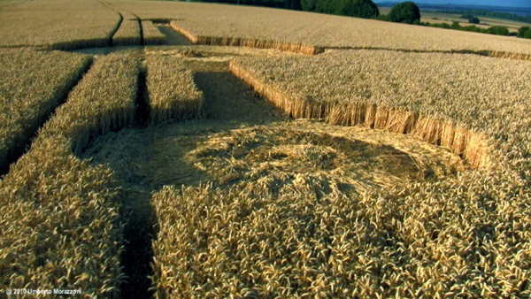 Lurkeley Hill, Wiltshire crop circle, aerial photo 43