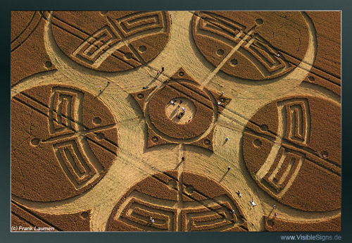 Roundway Hill, Wiltshire crop circle, aerial photo 12