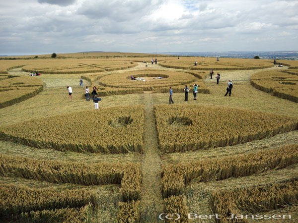 Roundway Hill, Wiltshire crop circle, aerial photo 44