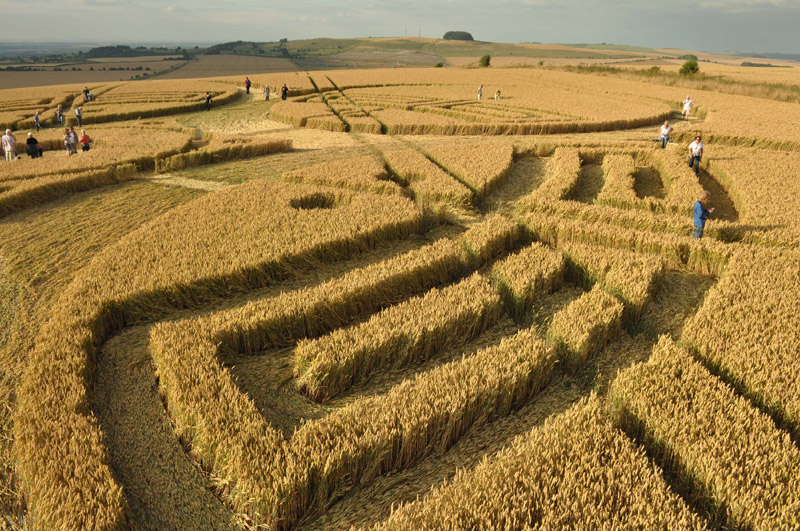 Roundway Hill, Wiltshire crop circle, aerial photo 38