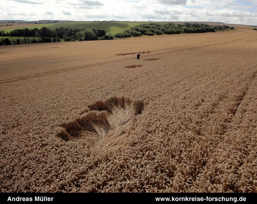 Silbury, Wiltshire crop circle, aerial photo 3