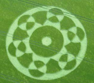 Silbury Hill, Wiltshire crop circle, aerial photo 29