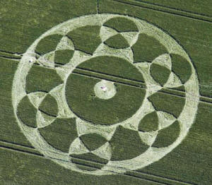 Silbury Hill, Wiltshire crop circle, aerial photo 14
