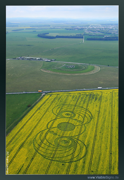Stonehenge, Wiltshire crop circle, aerial photo 8