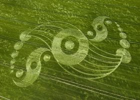 Stonehenge, Wiltshire crop circle, aerial photo 36