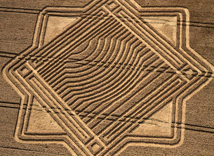 Whitefield Hill, Wiltshire crop circle, aerial photo 2