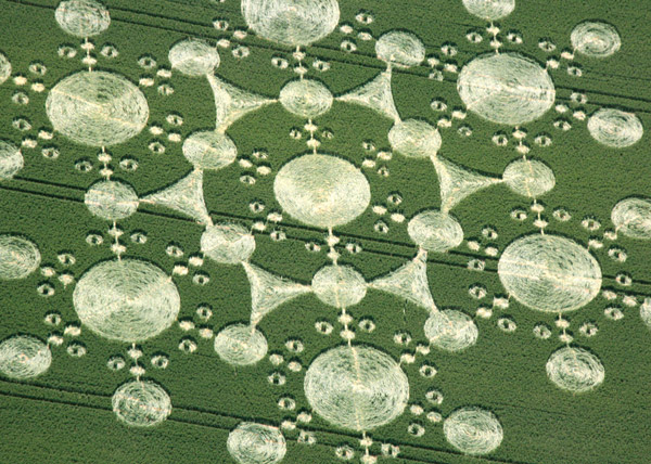 White Sleet Hill, Wiltshire crop circle, aerial photo 12
