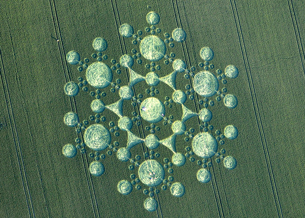 White Sleet Hill, Wiltshire crop circle, aerial photo 9