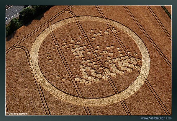 Wickham Green (North of M4), Berkshire crop circle, aerial photo 5
